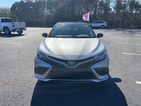 Used 2023 Toyota Camry XSE image 2