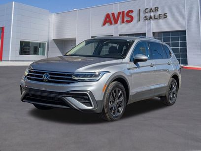 Used 2024 Volkswagen Tiguan SE