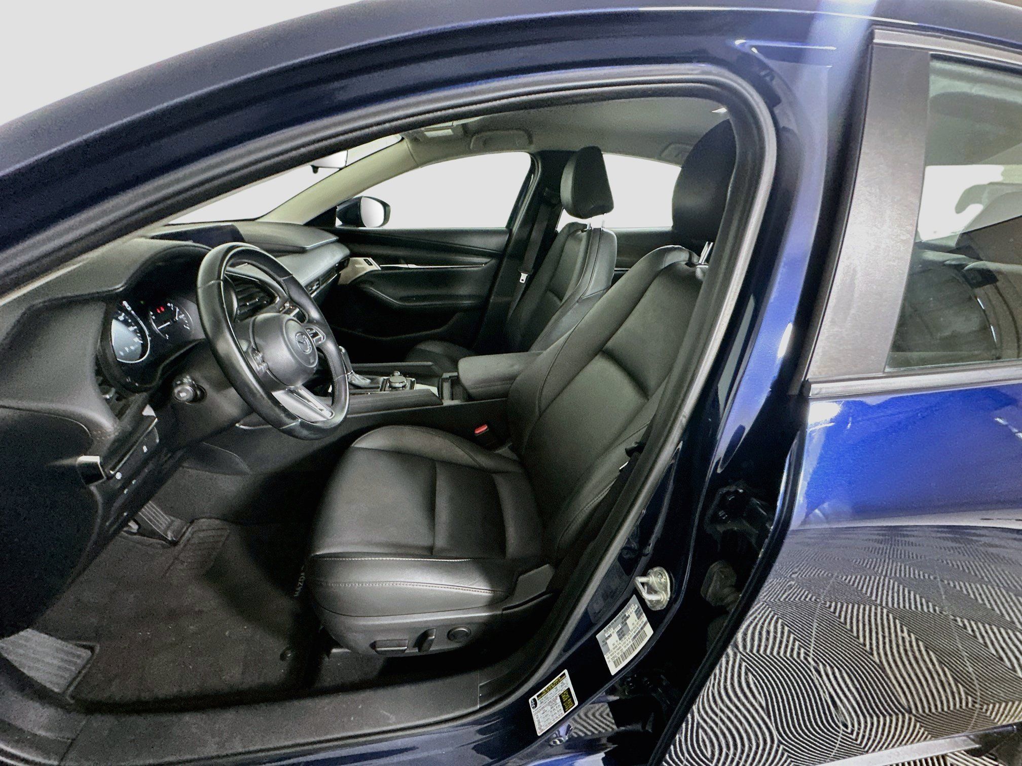 Used 2019 MAZDA MAZDA3 Sedan w/ Preferred Package FWD image 13