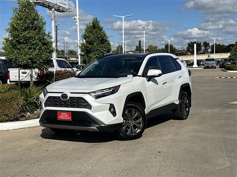 Used 2024 Toyota RAV4 Limited image 2