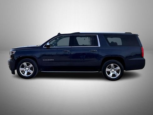 Used 2017 Chevrolet Suburban Premier image 8