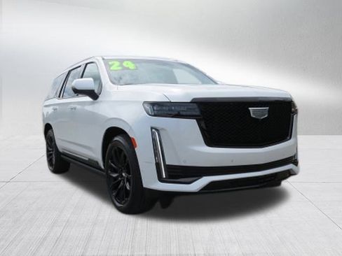 Certified 2024 Cadillac Escalade Sport Platinum w/ LPO, ONYX Package image 9