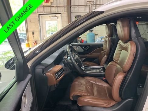 Used 2023 Lincoln Aviator Reserve w/ Equipment Group 201A AWD/4WD image 15