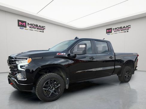 Used 2024 Chevrolet Silverado 1500 LT Trail Boss image 4