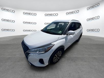 Used 2022 Nissan Kicks SV