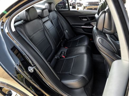 Used 2022 Mercedes-Benz C 300 Sedan w/ Exclusive Trim Package image 36