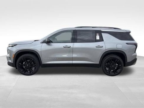 New 2026 Chevrolet Traverse LT w/ Enhanced Driving Package AWD/4WD image 2