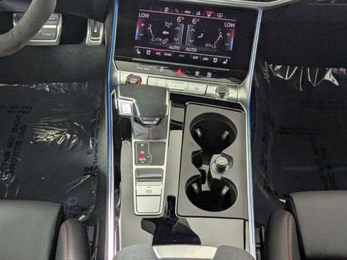 New 2025 Audi RS 7 Performance image 17