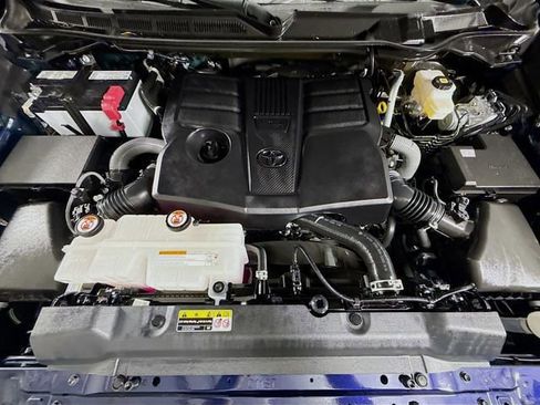 Used 2025 Toyota Tundra Limited w/ TRD Off-Road Package image 29