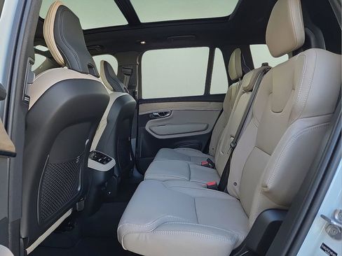 New 2026 Volvo XC90 B6 Ultra image 15