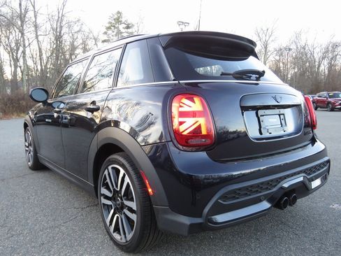 Used 2023 MINI Cooper S image 8