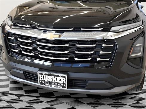 Used 2025 Chevrolet Equinox LT image 16