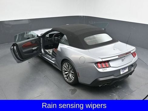 Used 2025 Ford Mustang GT Premium image 36