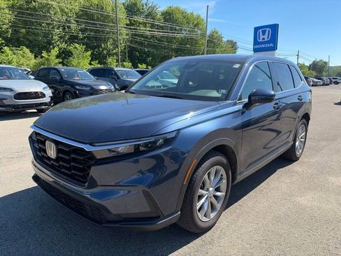 Used 2025 Honda CR-V EX image 2