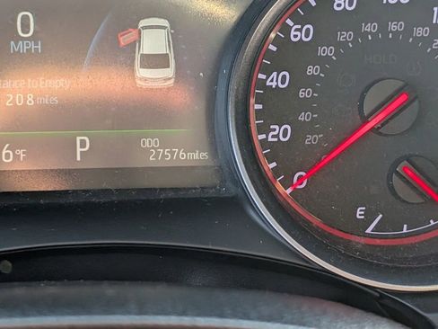 Used 2022 Toyota Camry XSE image 26