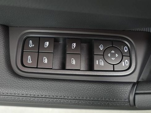 New 2026 Porsche Cayenne AWD/4WD image 23