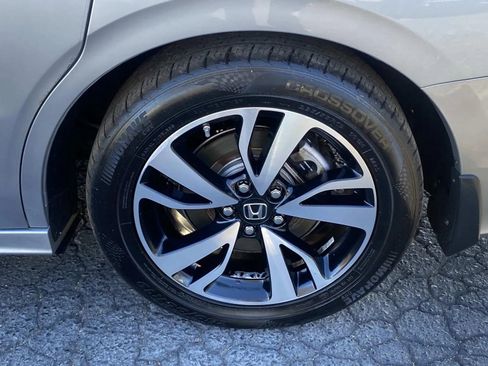 Used 2018 Honda Odyssey Elite image 7