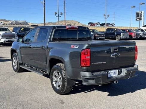 Used 2017 Chevrolet Colorado Z71 image 3