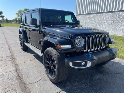Used 2022 Jeep Wrangler Unlimited Sahara w/ Cold Weather Group