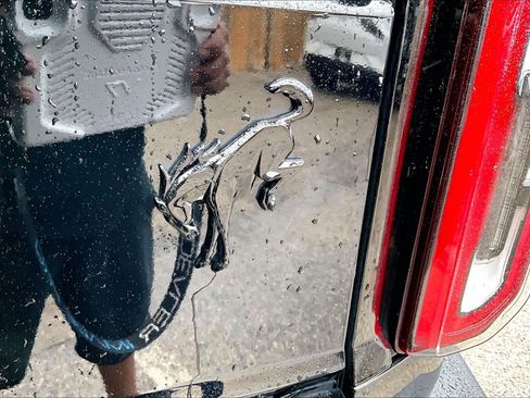 Used 2025 Ford Bronco Outer Banks image 10