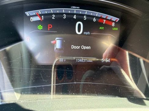 Used 2017 Honda CR-V EX-L image 16