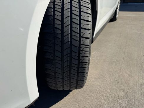 Used 2017 Ford C-MAX SE image 21