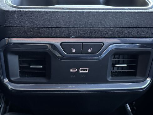 Used 2024 GMC Sierra 1500 Denali Ultimate image 19