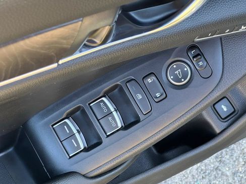 Used 2019 Honda Accord EX-L image 10