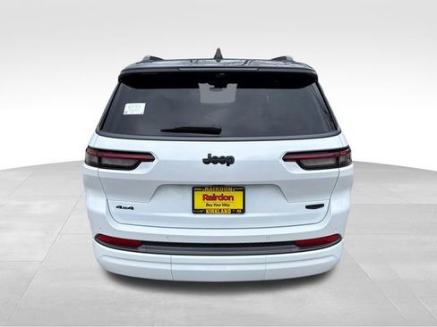 New 2026 Jeep Grand Cherokee L Summit w/ Obsidian Package AWD/4WD image 6