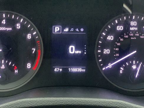 Used 2017 Hyundai Tucson SE image 10