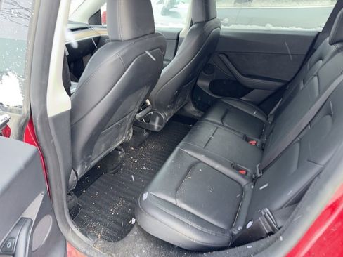 Used 2023 Tesla Model Y Long Range image 4