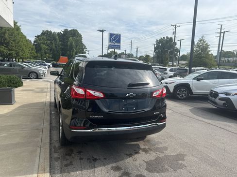Used 2018 Chevrolet Equinox Premier FWD image 4