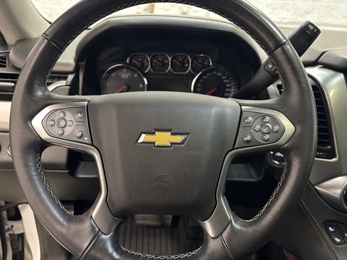Used 2017 Chevrolet Suburban Premier image 24