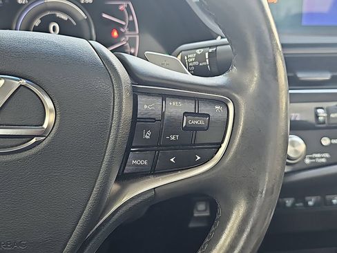Certified 2023 Lexus ES 300h w/ Premium Package FWD image 20