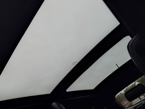 Used 2021 Jeep Cherokee Latitude Lux 80th Anniv w/ Quick Order Package 26U 80TH image 7