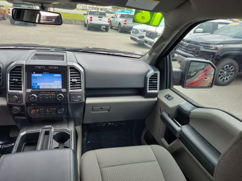 Used 2016 Ford F150 XLT w/ Equipment Group 302A Luxury RWD image 9