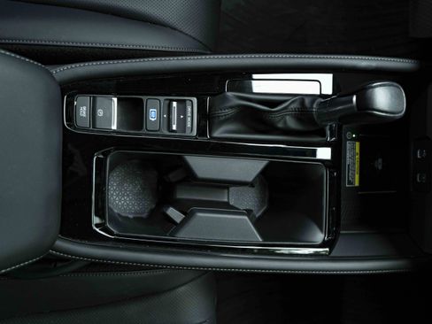 Used 2023 Honda Accord Touring image 27