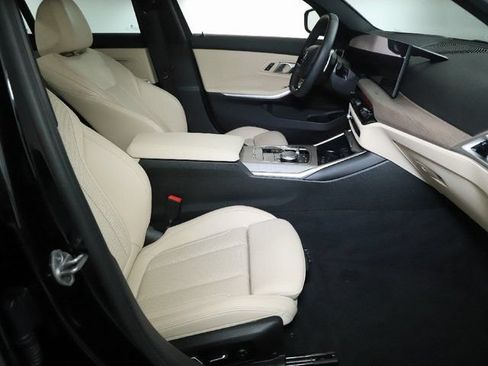 Used 2026 BMW 330i xDrive Sedan w/ Premium Package AWD/4WD image 35