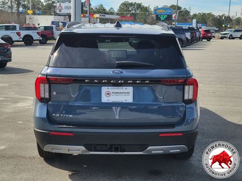 New 2026 Ford Explorer Active w/ Active Comfort Package RWD image 5