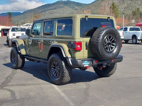 New 2026 Jeep Wrangler Unlimited Rubicon image 12