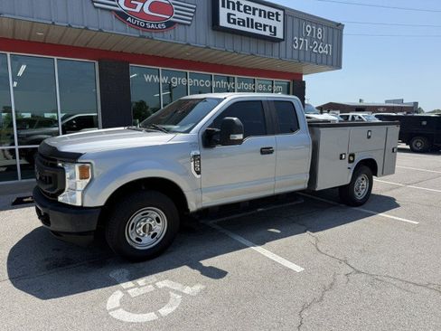 Used 2020 Ford F250 XL w/ Power Equipment Group RWD image 1