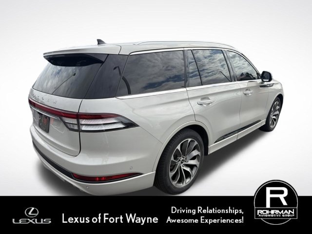 Used 2021 Lincoln Aviator Grand Touring w/ Equipment Group 302A AWD/4WD image 7
