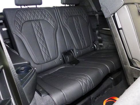 Used 2024 BMW X7 M60i w/ M Sport Professional Package image 20