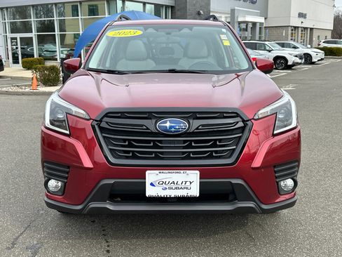 Used 2023 Subaru Forester Premium image 6