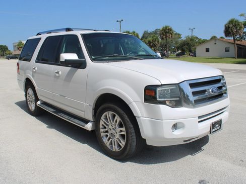 Used 2011 Ford Expedition Limited RWD image 21