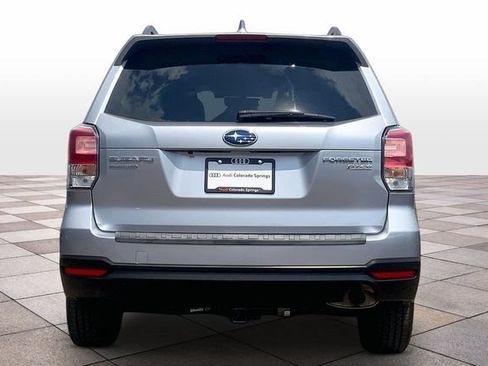Used 2017 Subaru Forester 2.5i Premium AWD/4WD image 4