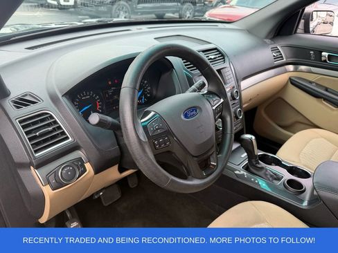 Used 2016 Ford Explorer FWD image 10