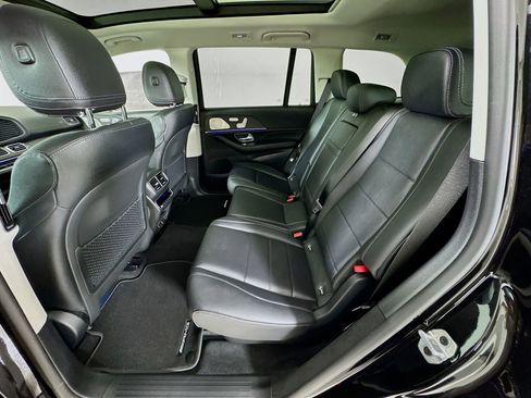 New 2026 Mercedes-Benz GLS 450 4MATIC image 27