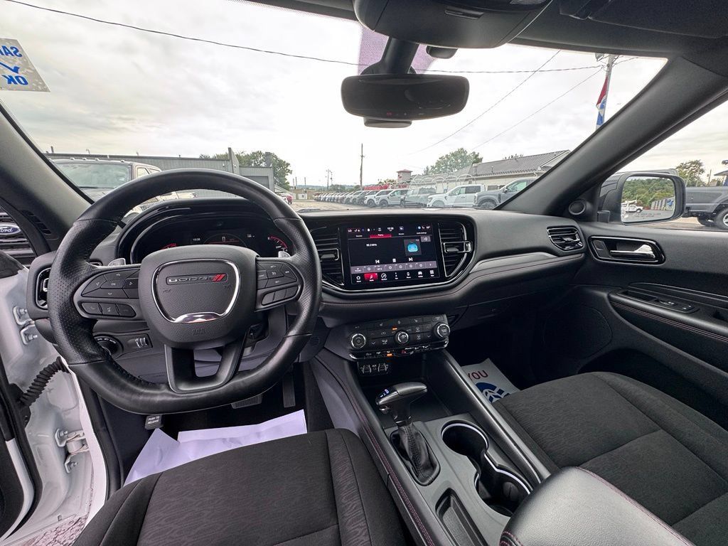 Used 2025 Dodge Durango GT AWD/4WD image 20