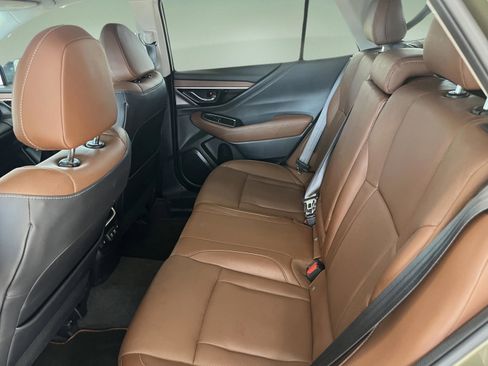 Used 2021 Subaru Outback Touring AWD/4WD image 14